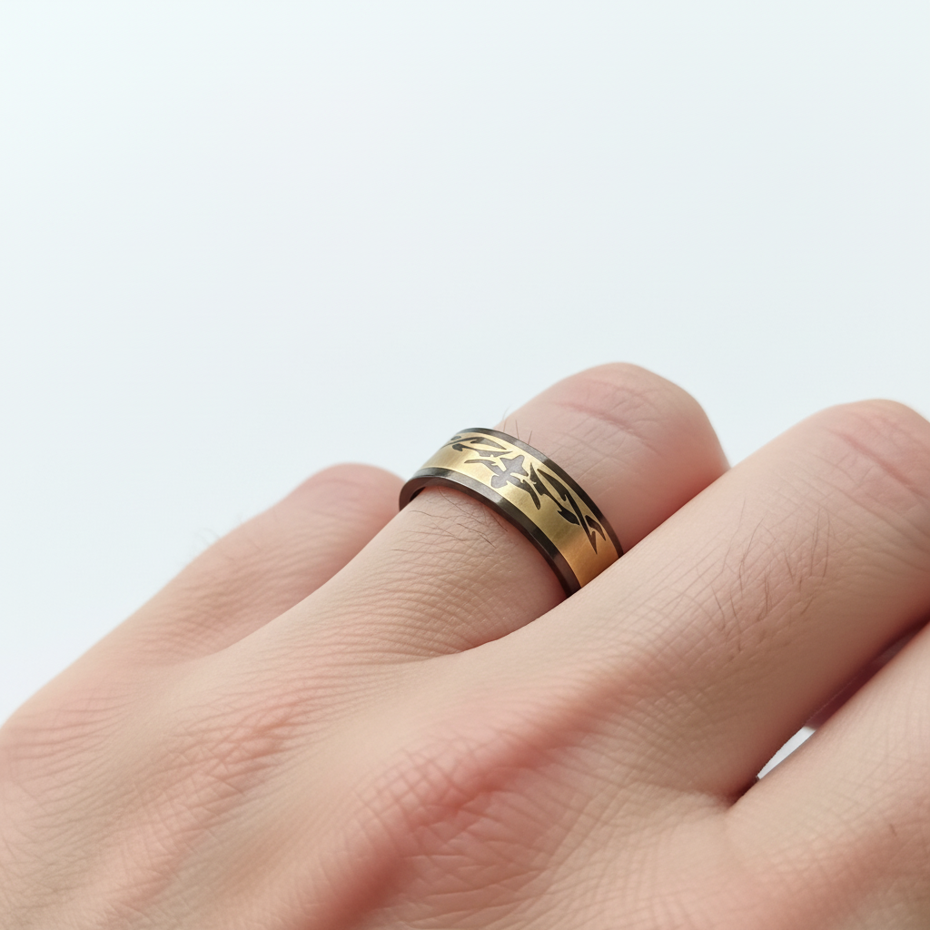 Bague homme zoom détail - fond blanc